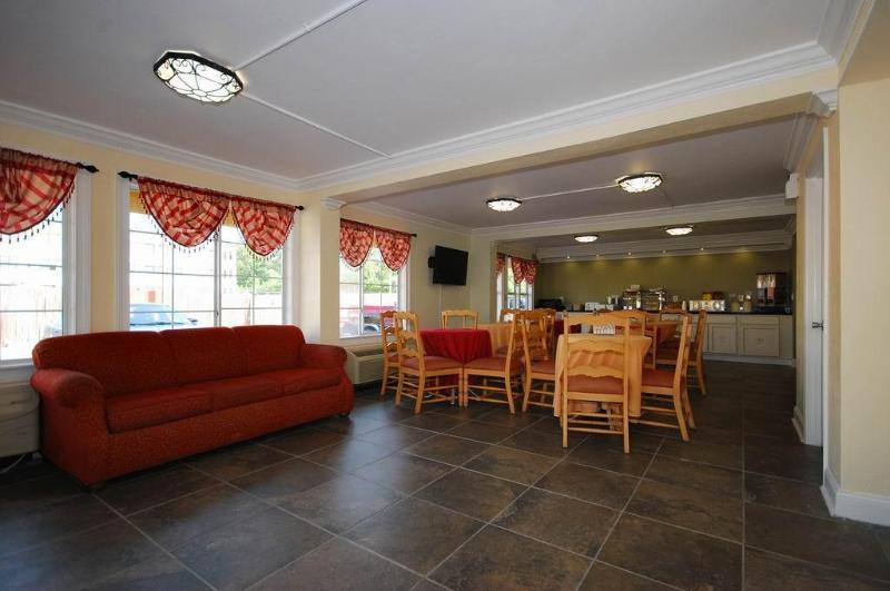 Knights Inn Baton Rouge Exterior photo